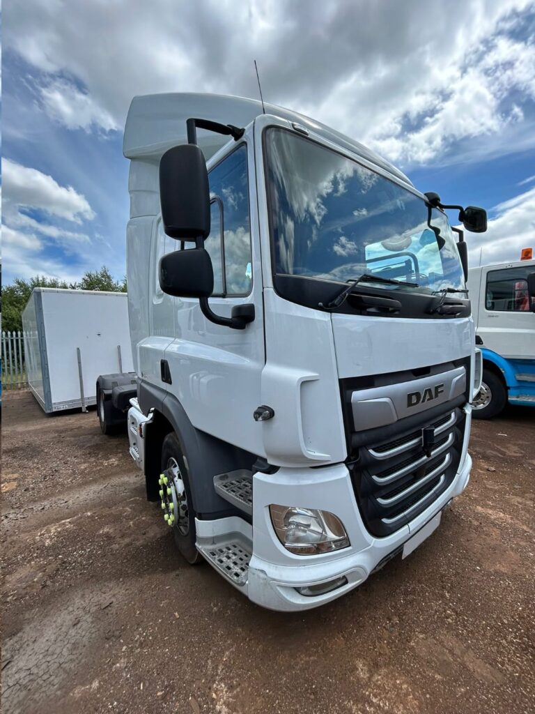 DAF 4×2 Cargo Truck